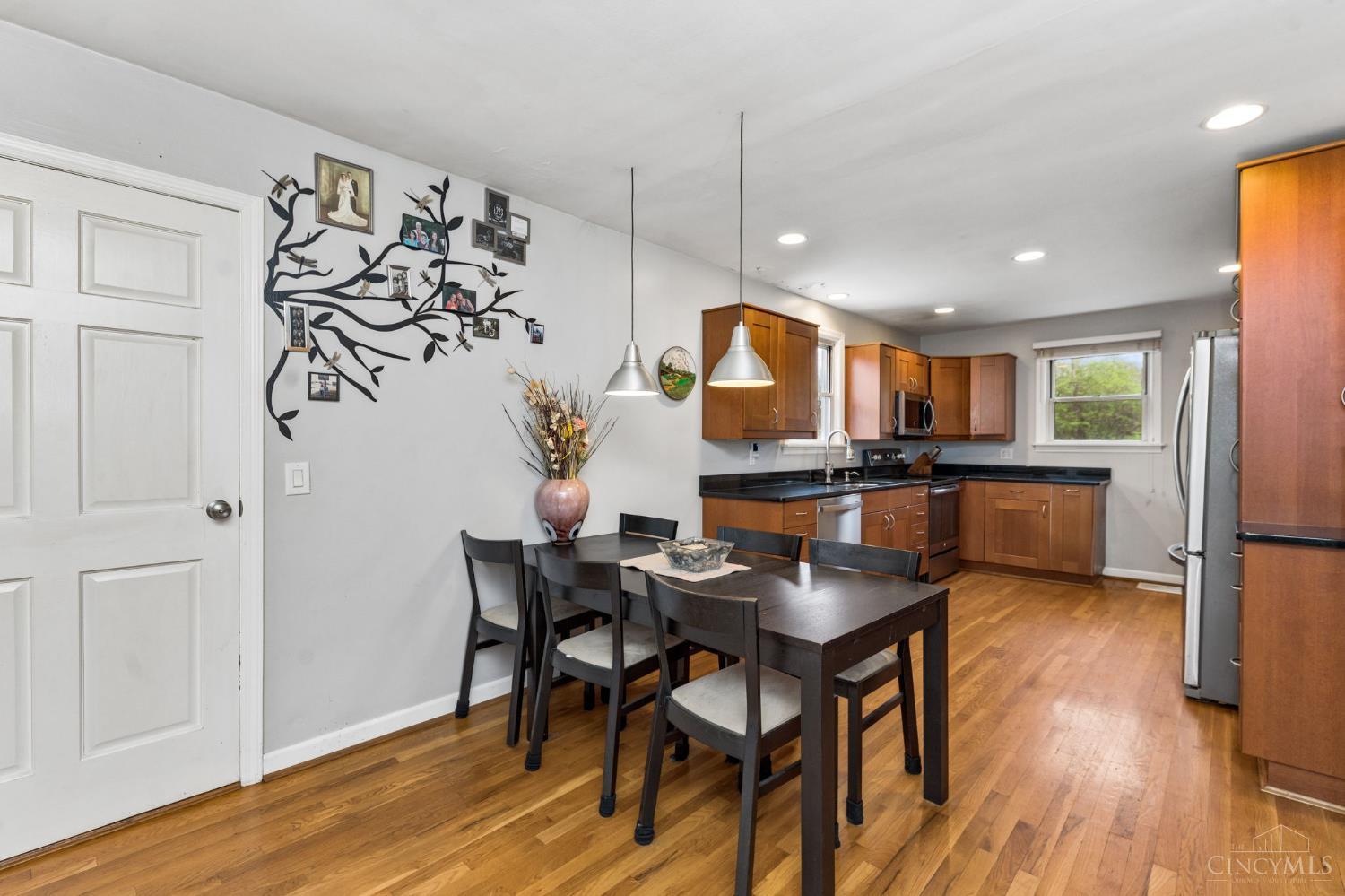 7734 Forest Road Cincinnati, OH 45255 - Photo 8 of 38 Gallery Image 8