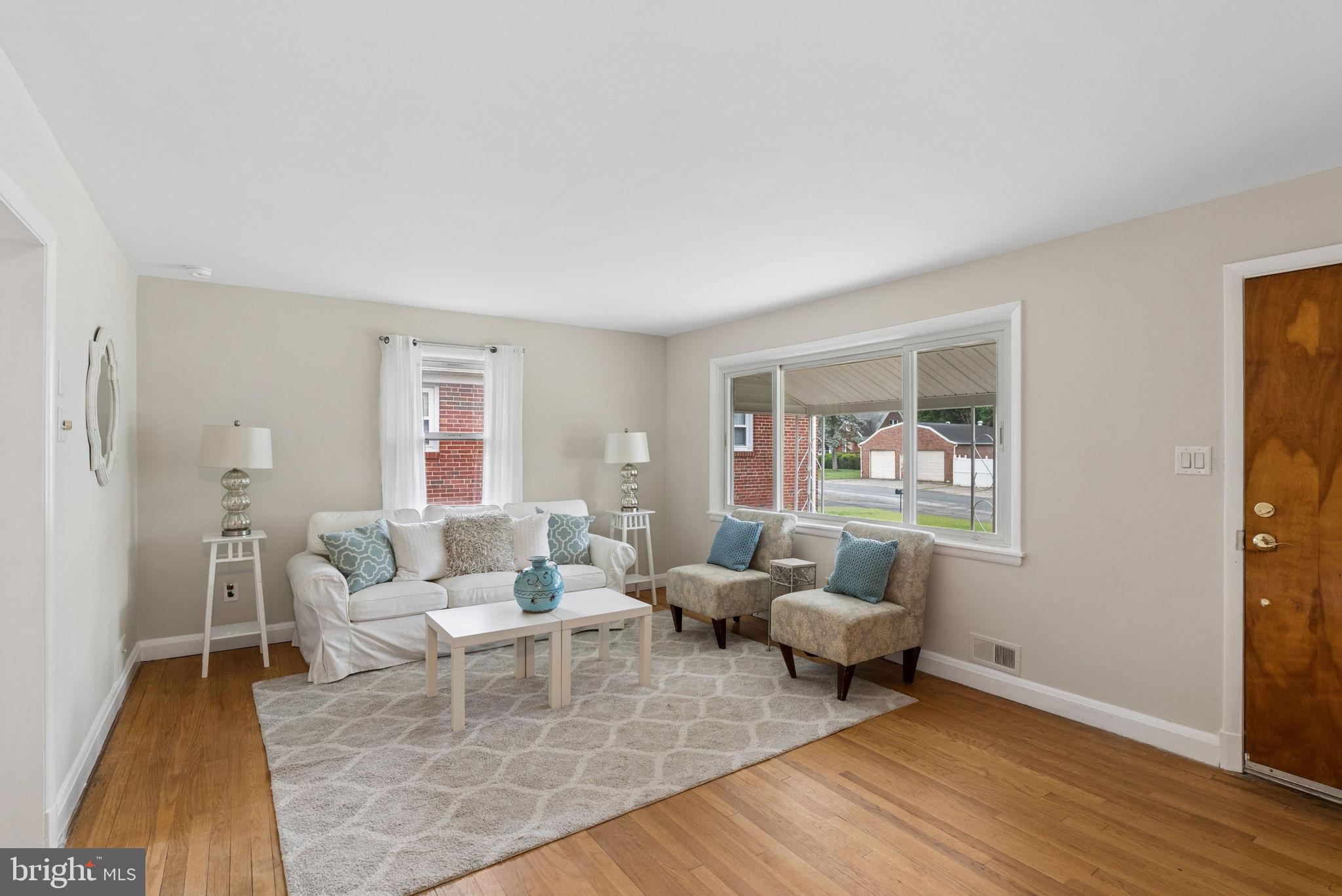 1713 Ranch Lane Dundalk, MD 21222 - Photo 4 of 38 Spacious Living Room