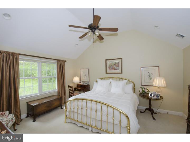 20 Roberts Road Newtown Square, PA 19073 - Photo 12 of 25 Bedroom - Main
