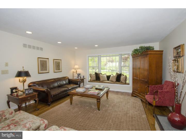 20 Roberts Road Newtown Square, PA 19073 - Photo 9 of 25 Family Room