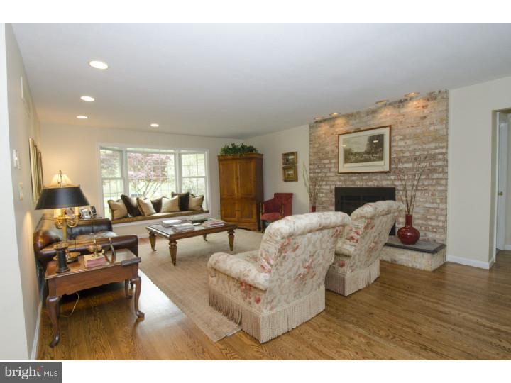 20 Roberts Road Newtown Square, PA 19073 - Photo 10 of 25 Family Room