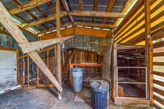 $305,000 | 1738 Highway 306, Grantsboro, NC 28529