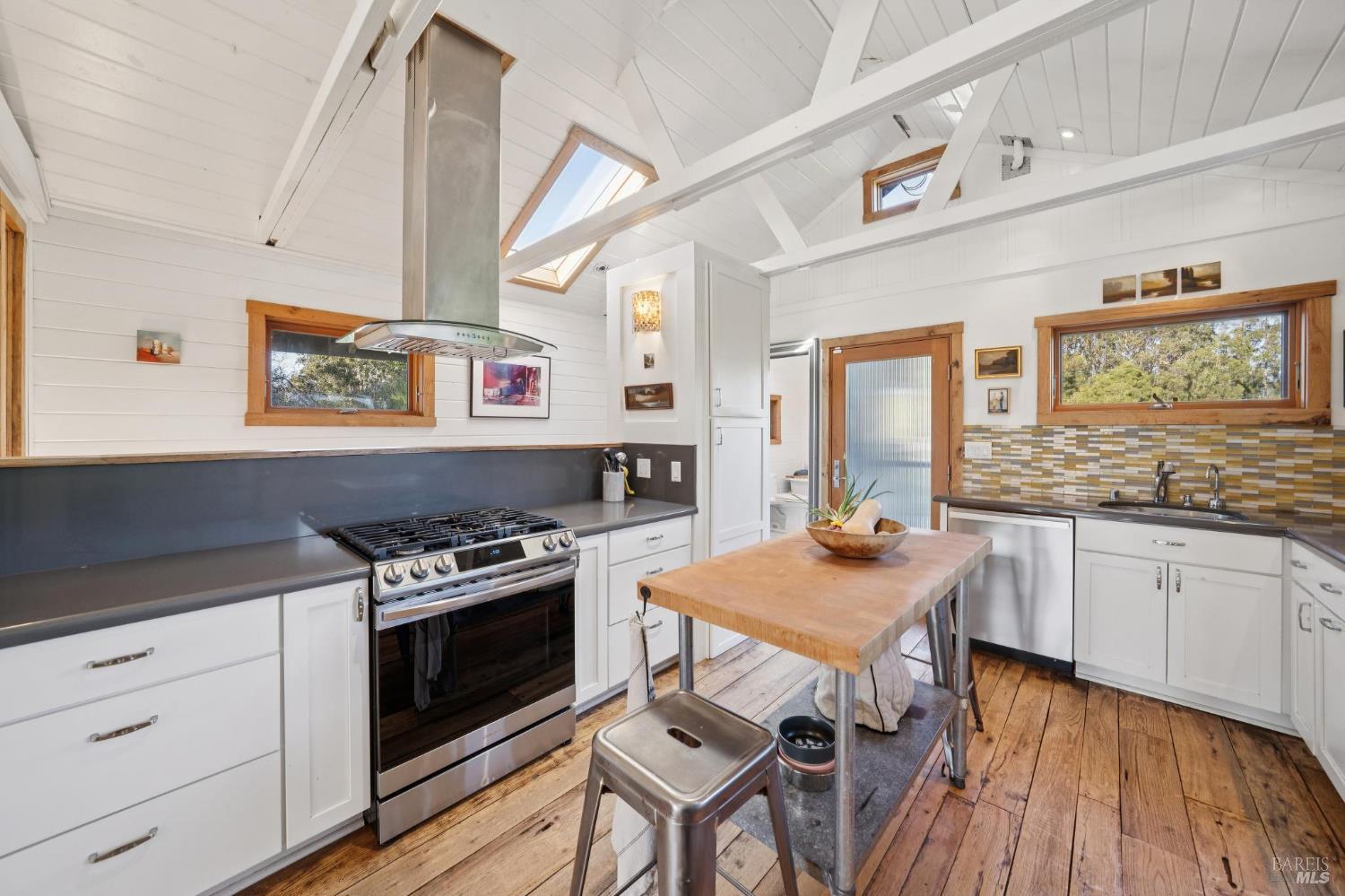 180 Maple Road Bolinas, CA 94924 - Photo 23 of 99