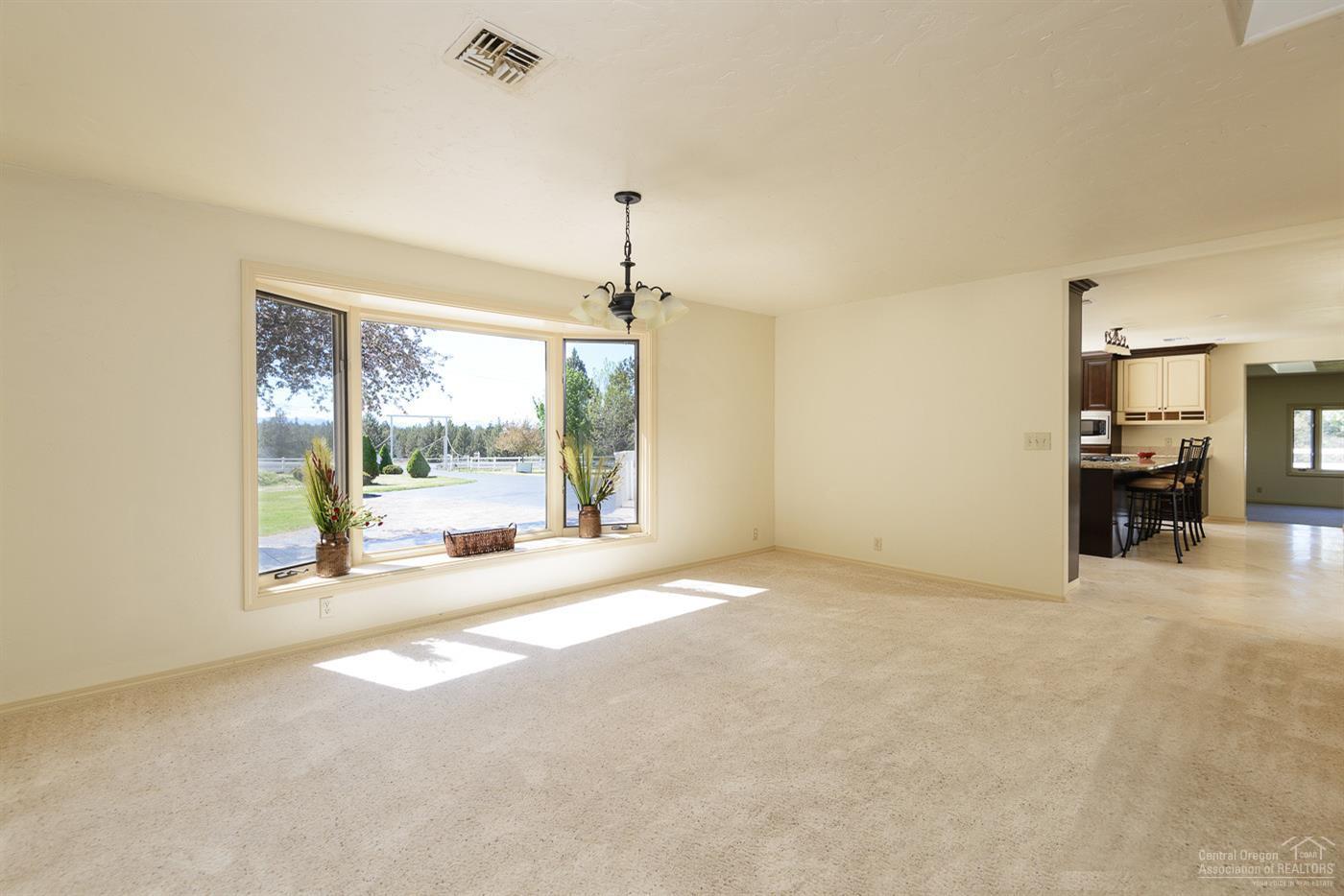 63050 Dickey Road Bend, OR 97701 - Photo 23 of 25 a view of a room with a large window