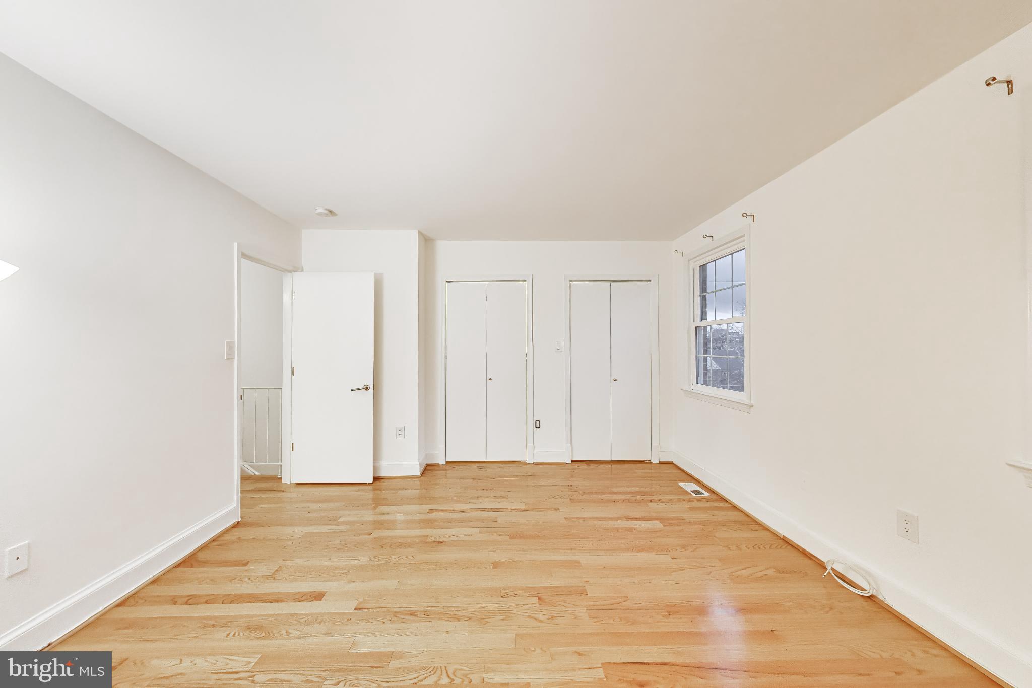1660 Beekman Place Northwest, Unit A Washington, DC 20009 - Photo 20 of 24 Bright and airy open space awaits.