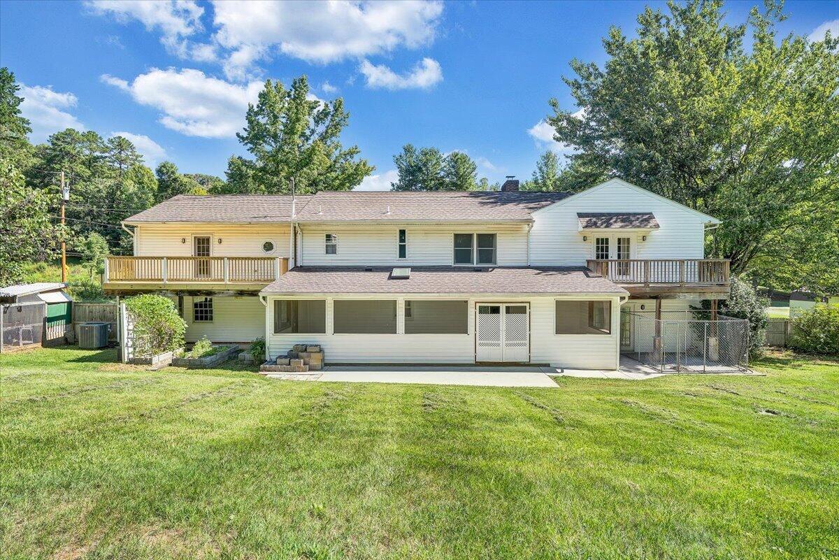 1261 Mountain Pass Road Blue Ridge, VA 24064 - Photo 73 of 85 48-MIB01683