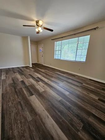 $2,000 | 550 East Bradford Road, Tallahassee, FL 32303