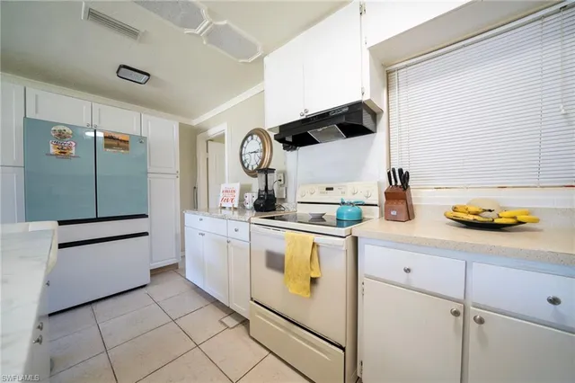 $299,900 | 1862 Moreno Avenue, Fort Myers, FL 33901