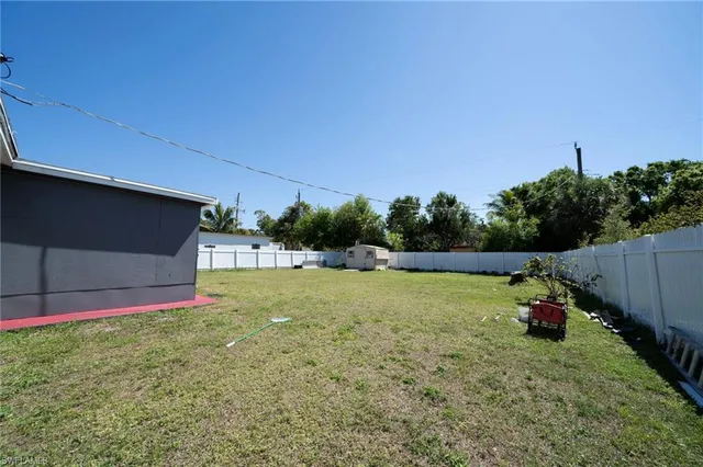 $299,900 | 1862 Moreno Avenue, Fort Myers, FL 33901