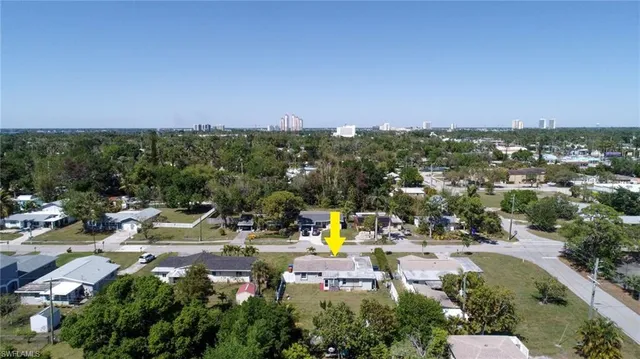 $299,900 | 1862 Moreno Avenue, Fort Myers, FL 33901