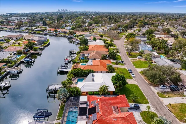 $1,350,000 | 1960 Montana Avenue Northeast, St. Petersburg, FL 33703