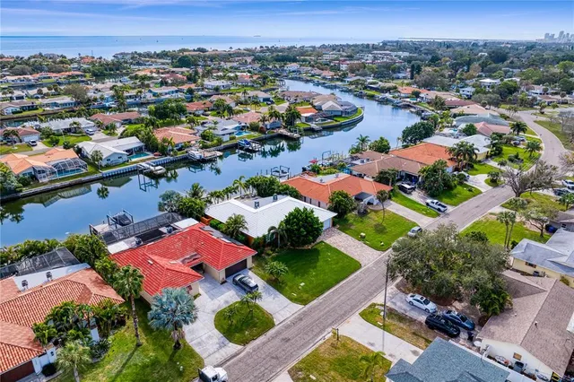 $1,350,000 | 1960 Montana Avenue Northeast, St. Petersburg, FL 33703