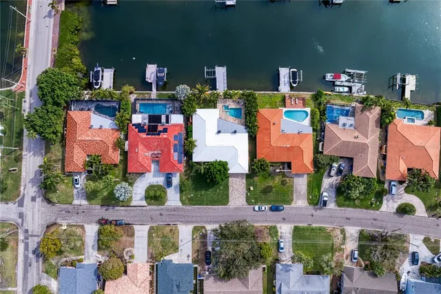 $1,350,000 | 1960 Montana Avenue Northeast, St. Petersburg, FL 33703