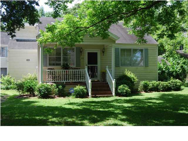 2053 Wappoo Hall Road Charleston, SC 29412 - Photo 1 of 9 Primary Photo