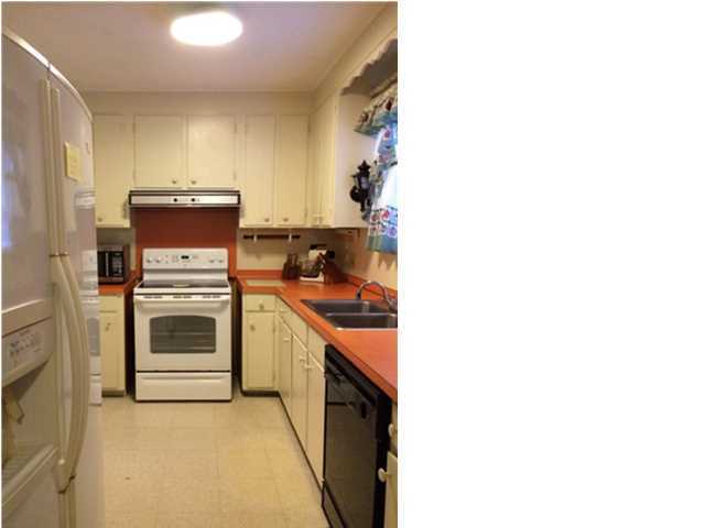 2053 Wappoo Hall Road Charleston, SC 29412 - Photo 5 of 9 Additional Photo
