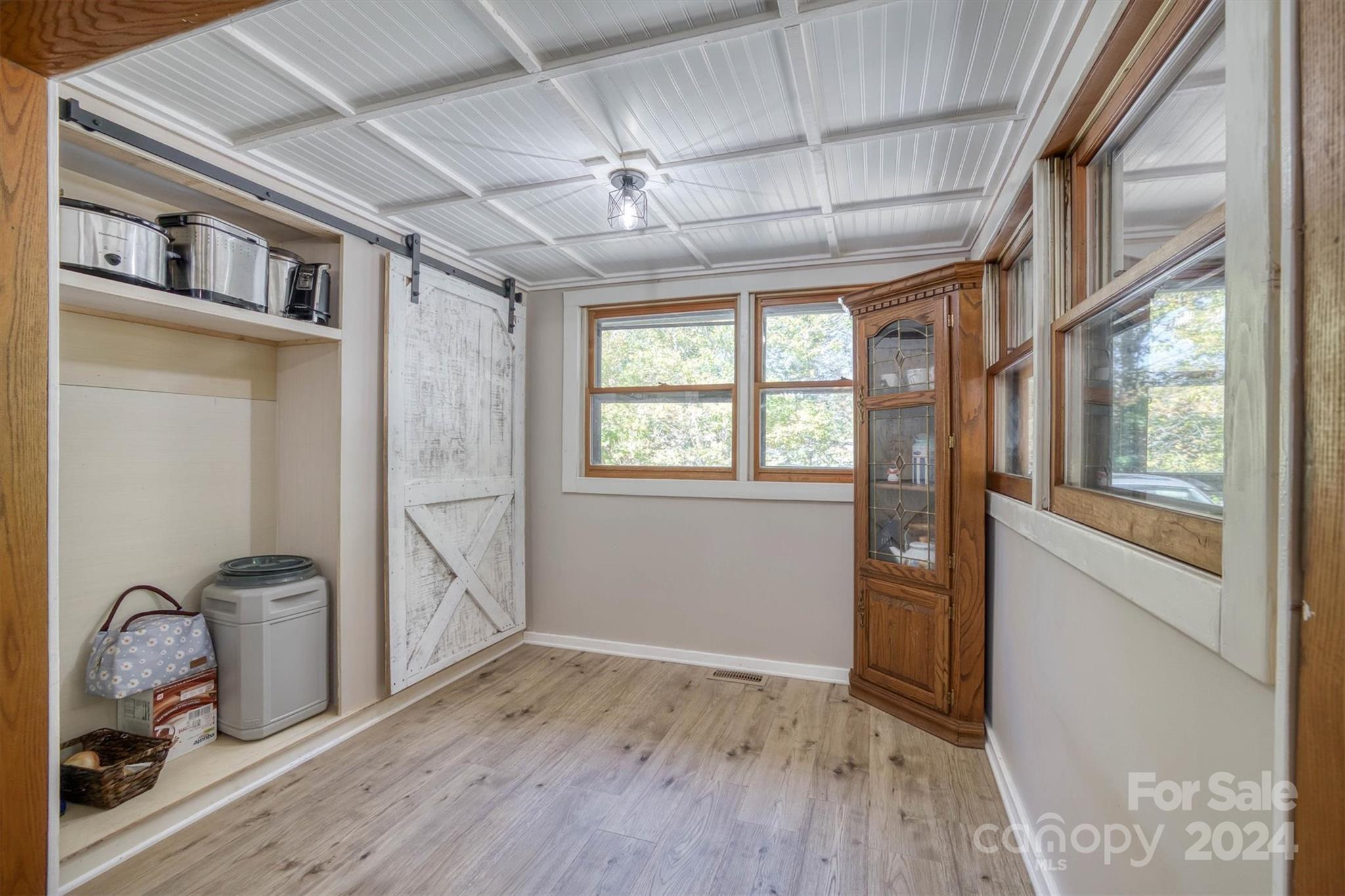 4950 James Stewart Road Morganton, NC 28655 - Photo 6 of 24 Gallery Image 6