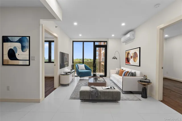 $702,240 | 124-28 Queens Boulevard, Unit 12A | Kew Gardens