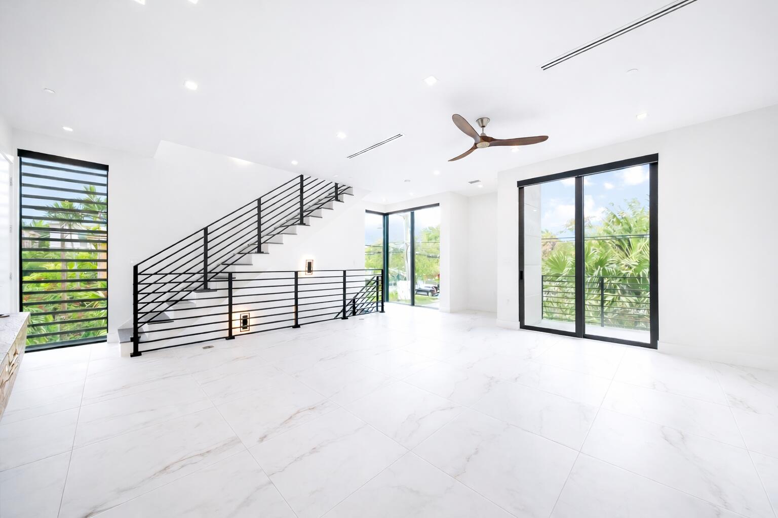1052 North Victoria Park Road Fort Lauderdale, FL 33304 - Photo 16 of 26 FIRST FLOOR LIVING
