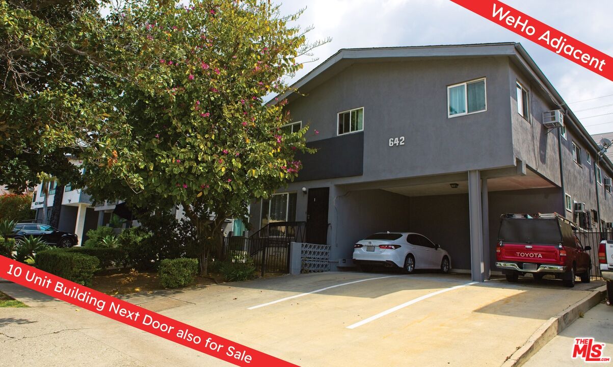 642 North Hayworth Ave  