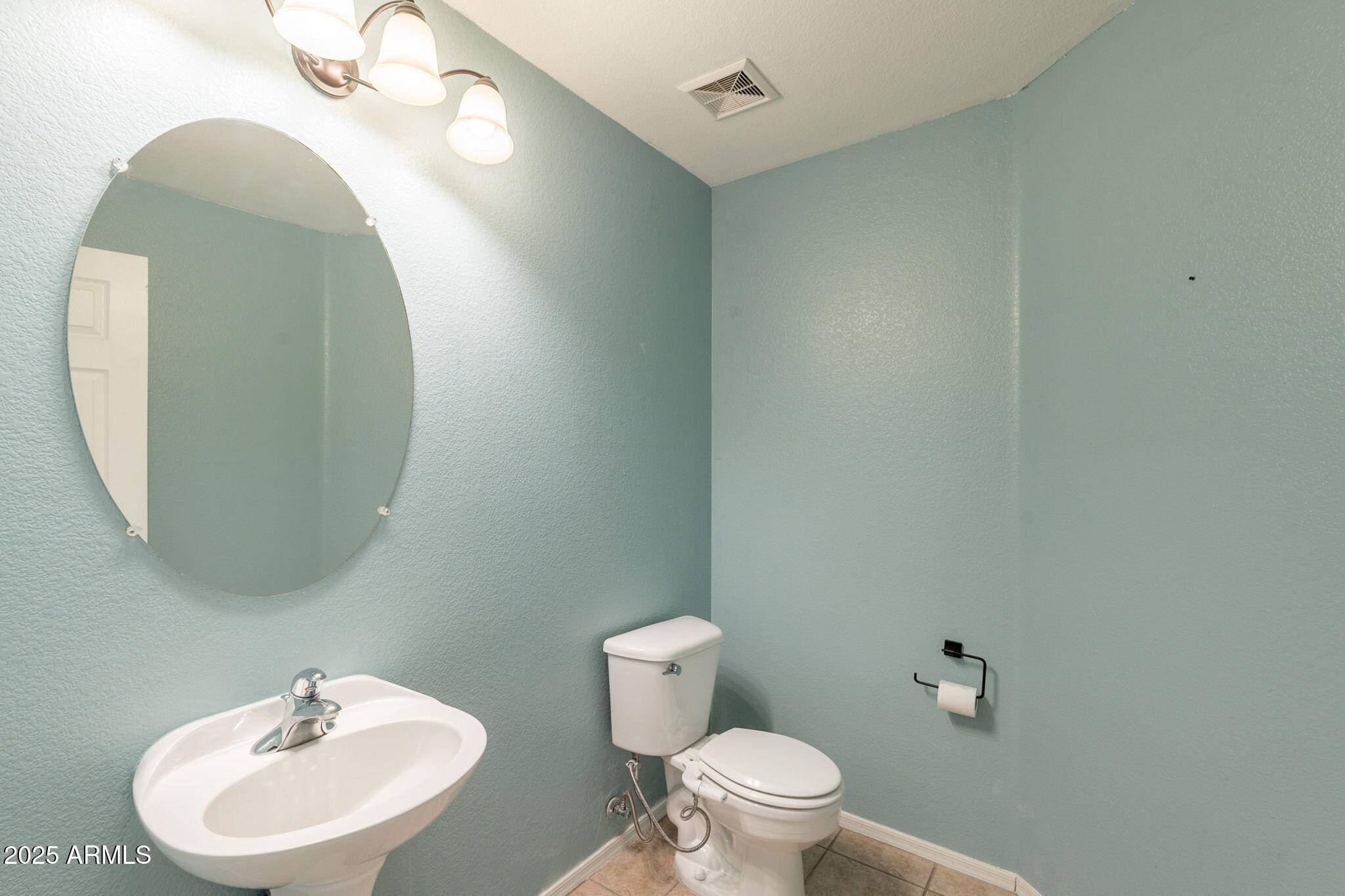 931 South Racine Lane Gilbert, AZ 85296 - Photo 24 of 62 24-web-or-mls-Racine-39