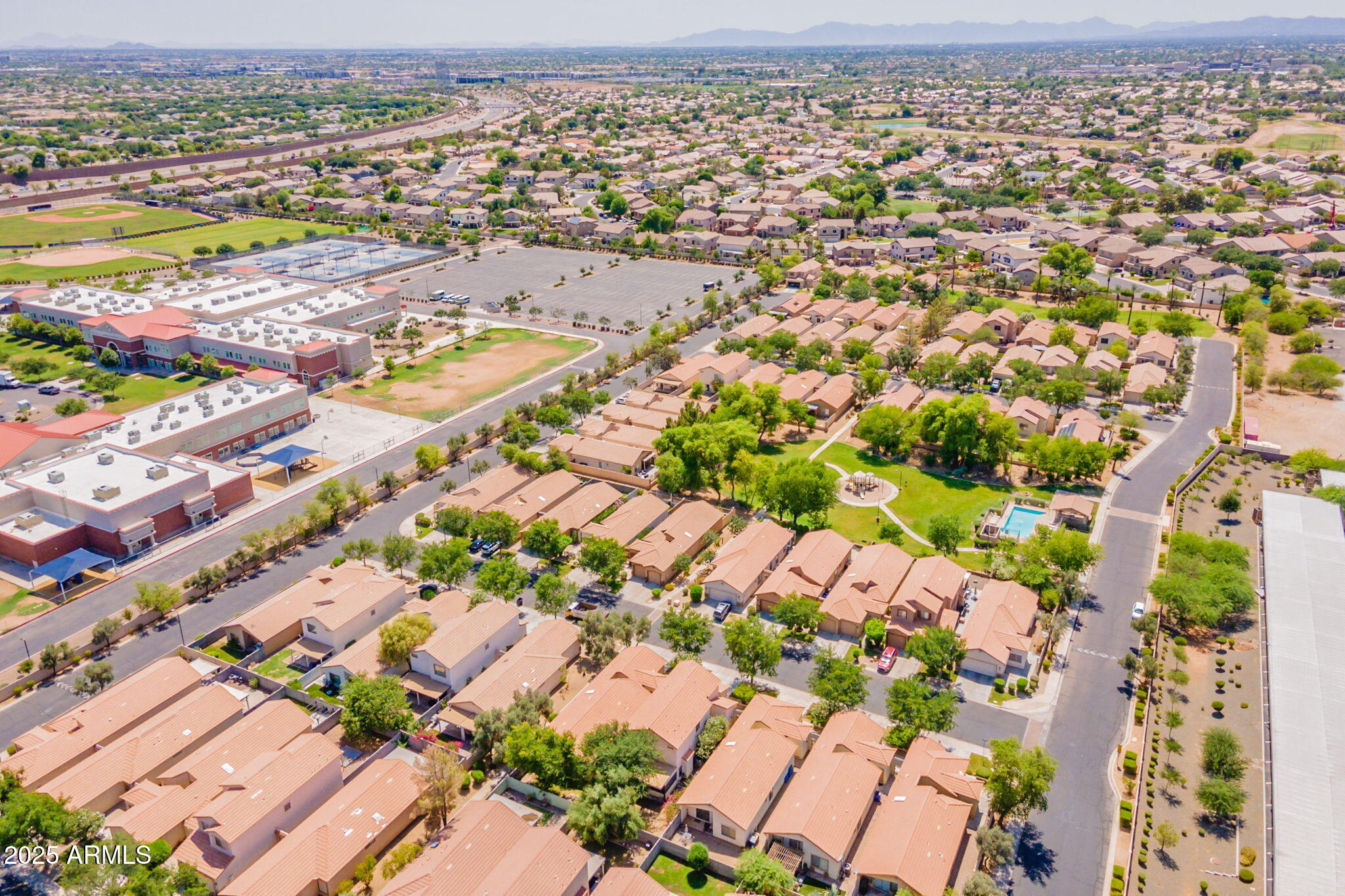 931 South Racine Lane Gilbert, AZ 85296 - Photo 59 of 62 59-web-or-mls-Racine-10