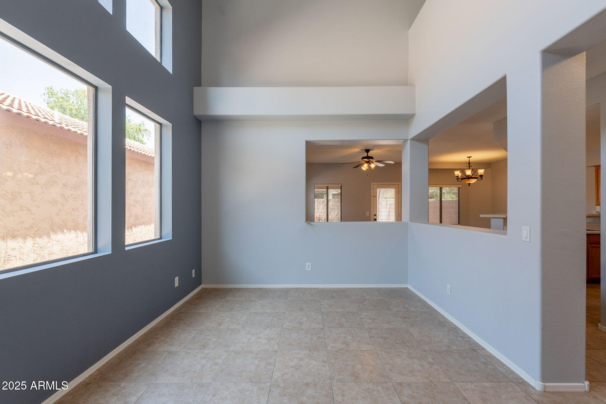 931 South Racine Lane Gilbert, AZ 85296 - Photo 7 of 62 7-web-or-mls-Racine-22