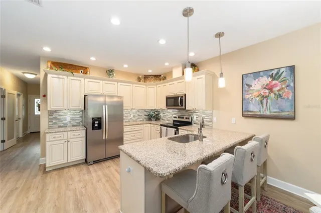 $309,000 | 12909 Northwest 11th Place, Newberry, FL 32669