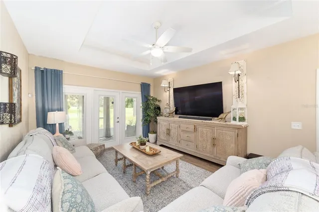 $309,000 | 12909 Northwest 11th Place, Newberry, FL 32669