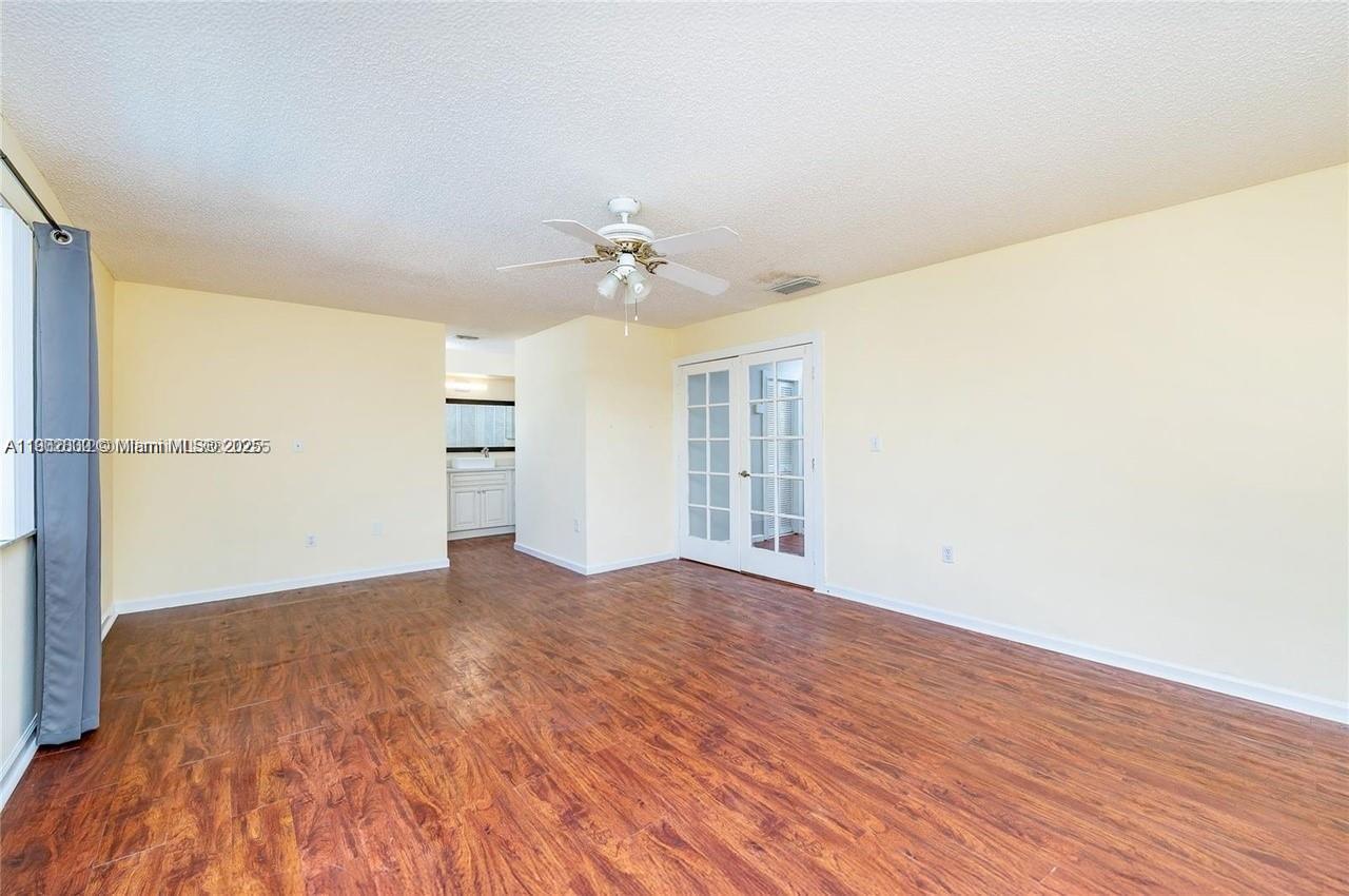 21023 Southwest 85th Passage Cutler Bay, FL 33189 - Photo 21 of 28