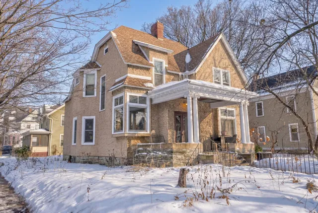 $450,000 | 1913 Carroll Avenue, St. Paul, MN 55104