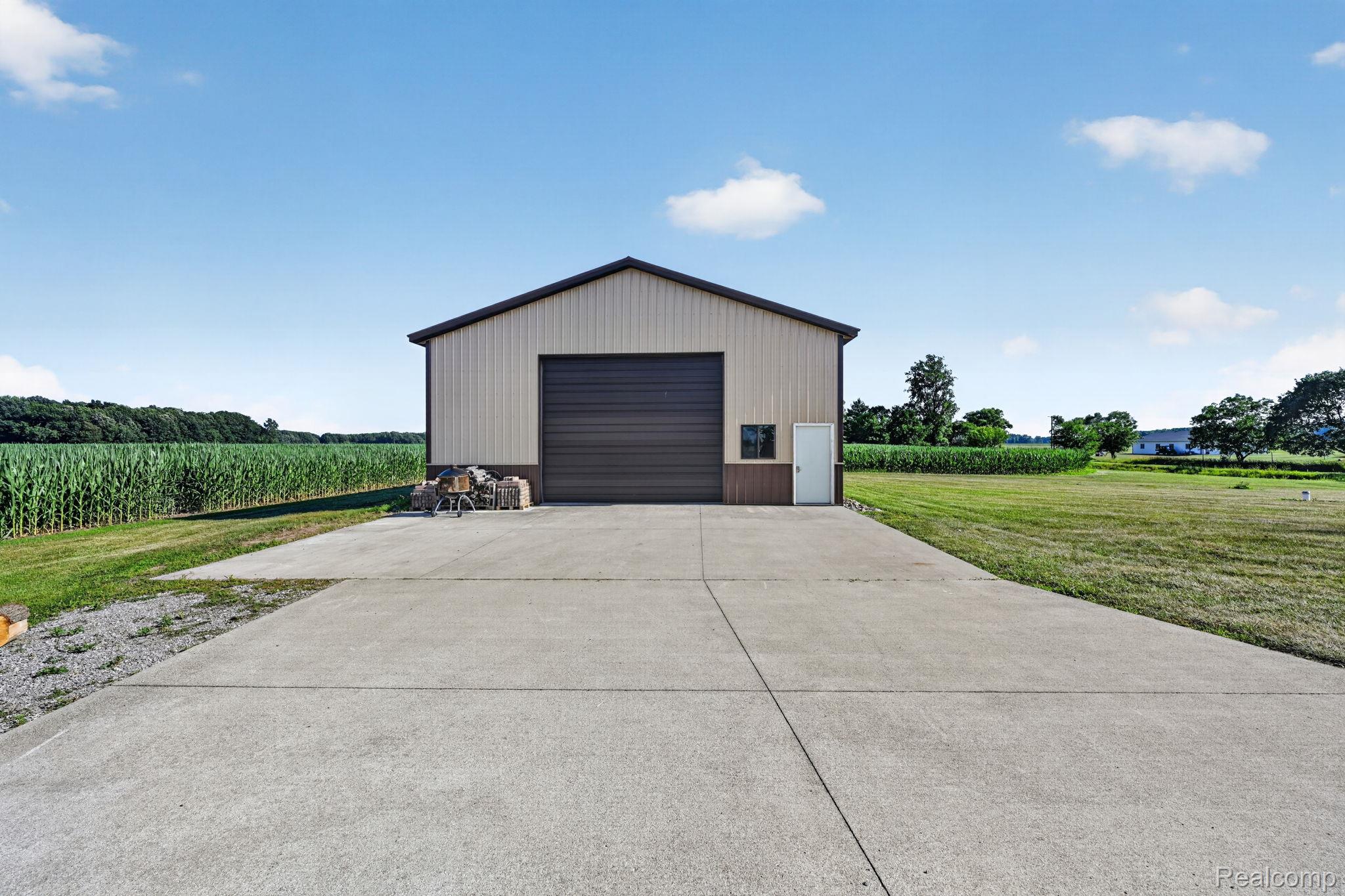 9889 Ditch Road Chesaning, MI 48616 - Photo 48 of 71 49-web-or-mls-DSC_8894.jpg