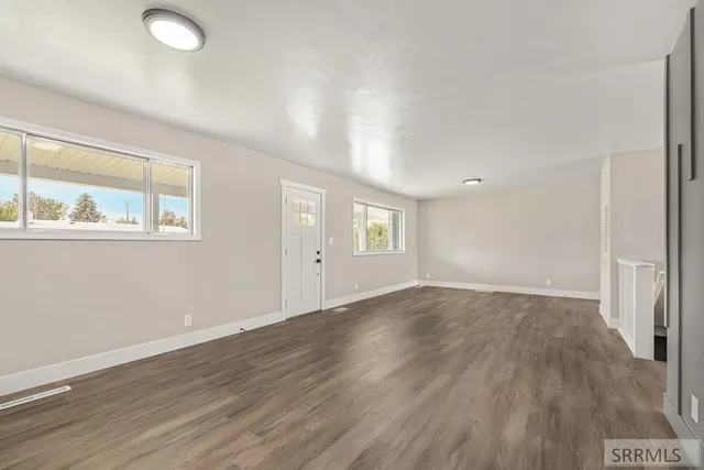 $355,900 | 2285 Curlew Drive, Ammon, ID 83406