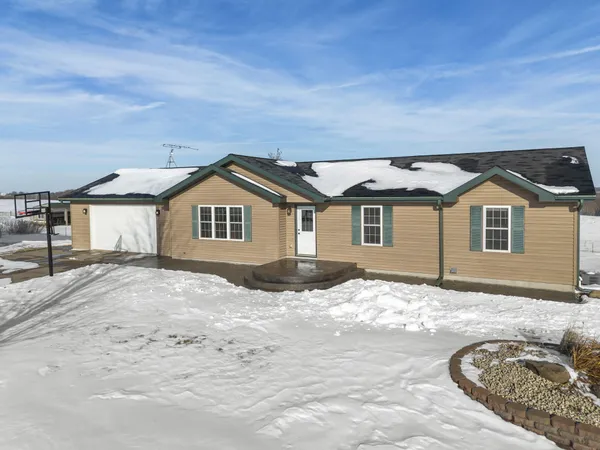 $475,000 | W934 510th Avenue, Rock Elm, WI 54740