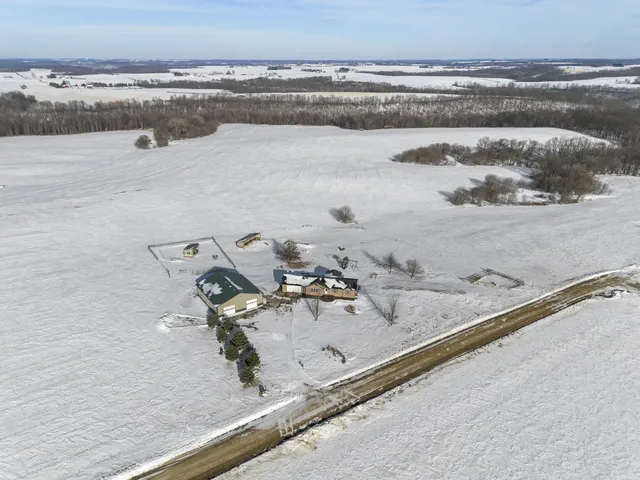 $550,000 | W934 510th Avenue, Rock Elm, WI 54740