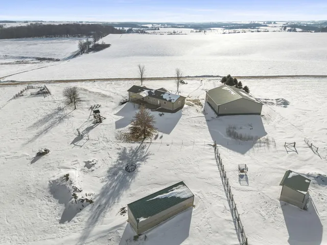 $550,000 | W934 510th Avenue, Rock Elm, WI 54740