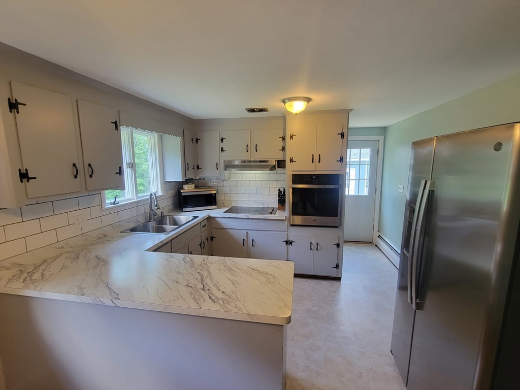 9 Cold Spring Road North Reading, MA 01864 - Photo 6 of 17