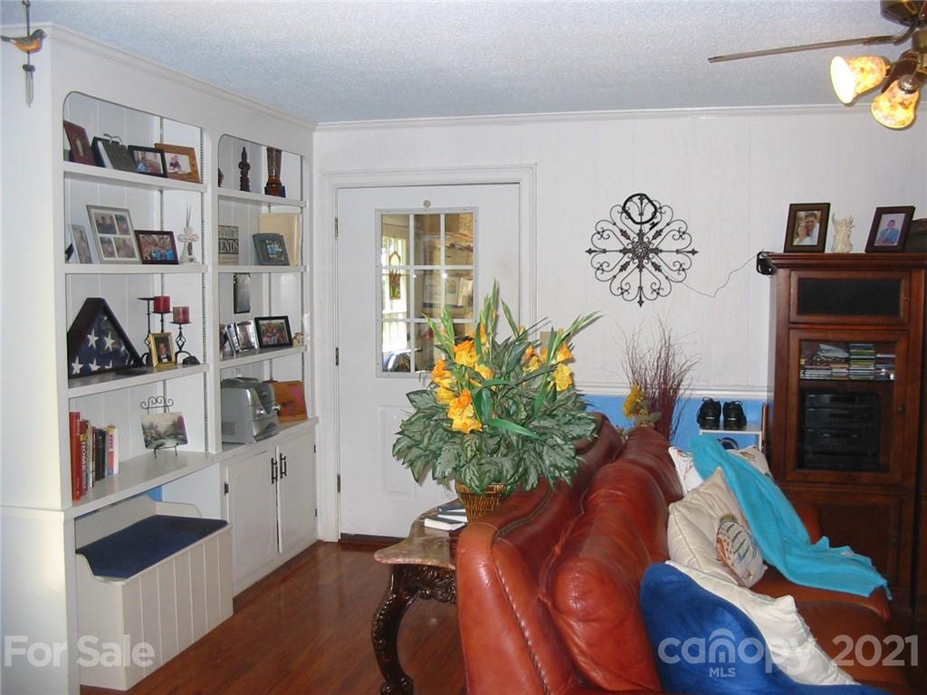 1290 Wendy Road Rock Hill, SC 29732 - Photo 9 of 40 Gallery Image 9