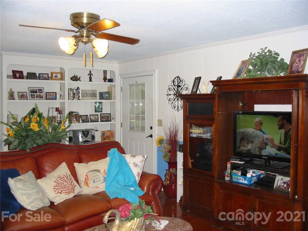1290 Wendy Road Rock Hill, SC 29732 - Photo 10 of 40 Gallery Image 10