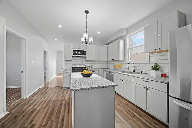 $239,000 | 12356 South Green Street, Calumet Park, IL 60827