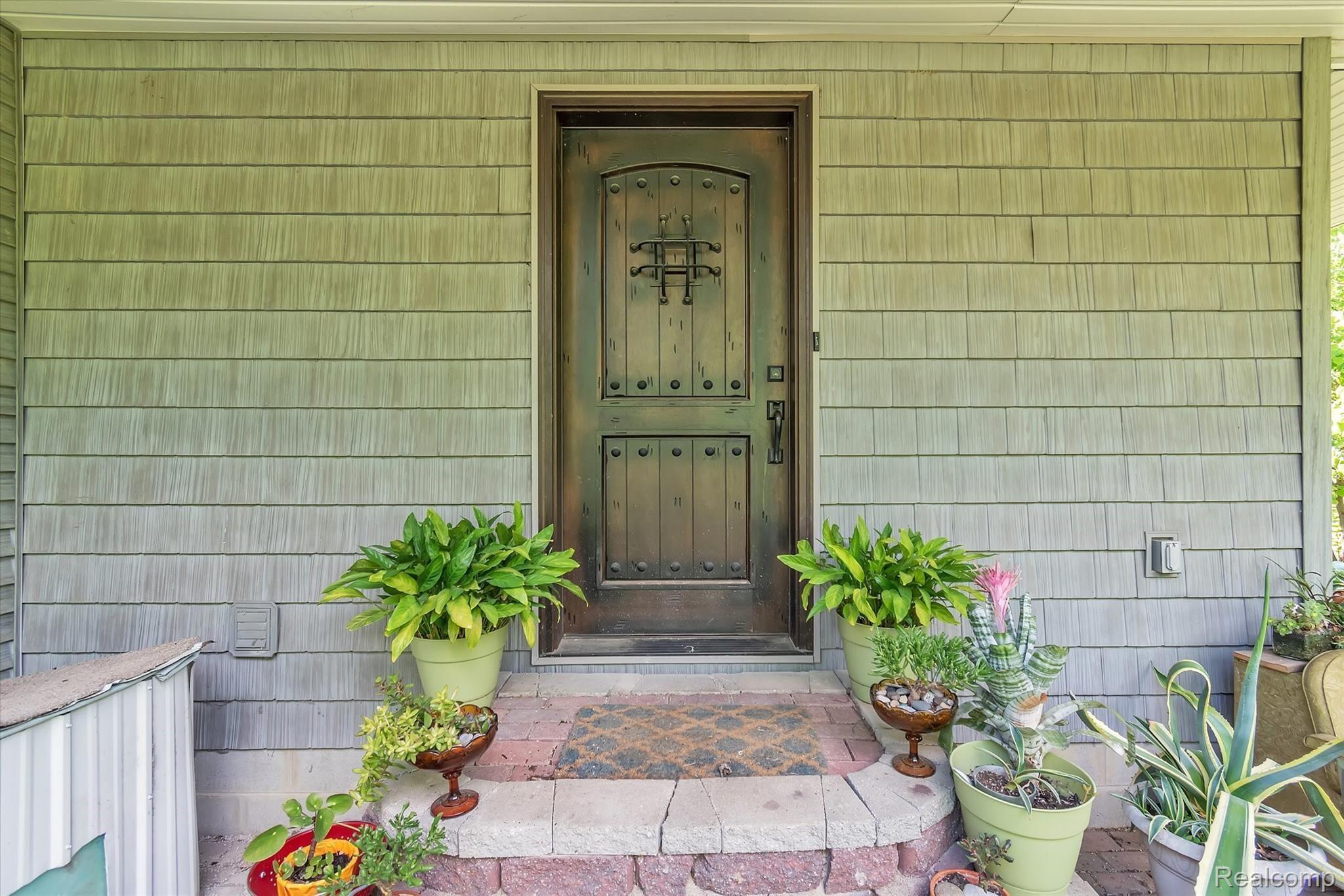 04-11174 Sharp - Front Entry.jpg