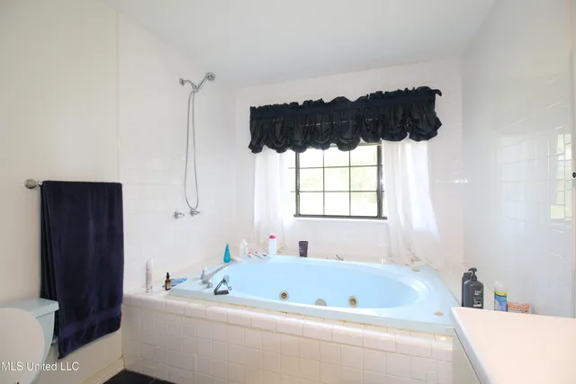 $169,900 | 374 Willie Kittrell Road, State Line, MS 39362