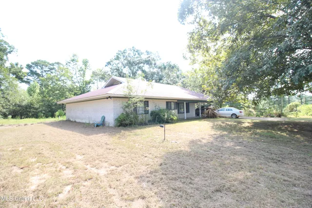 $169,900 | 374 Willie Kittrell Road, State Line, MS 39362
