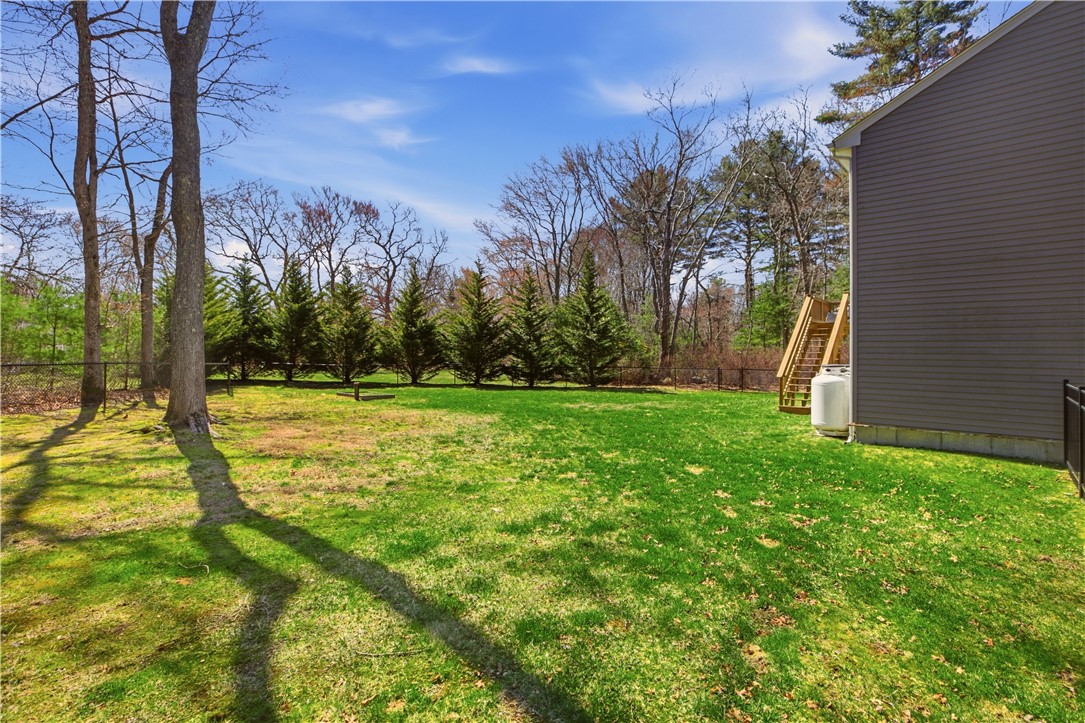 90 Mockingbird Drive Exeter, RI 02822 - Photo 31 of 43