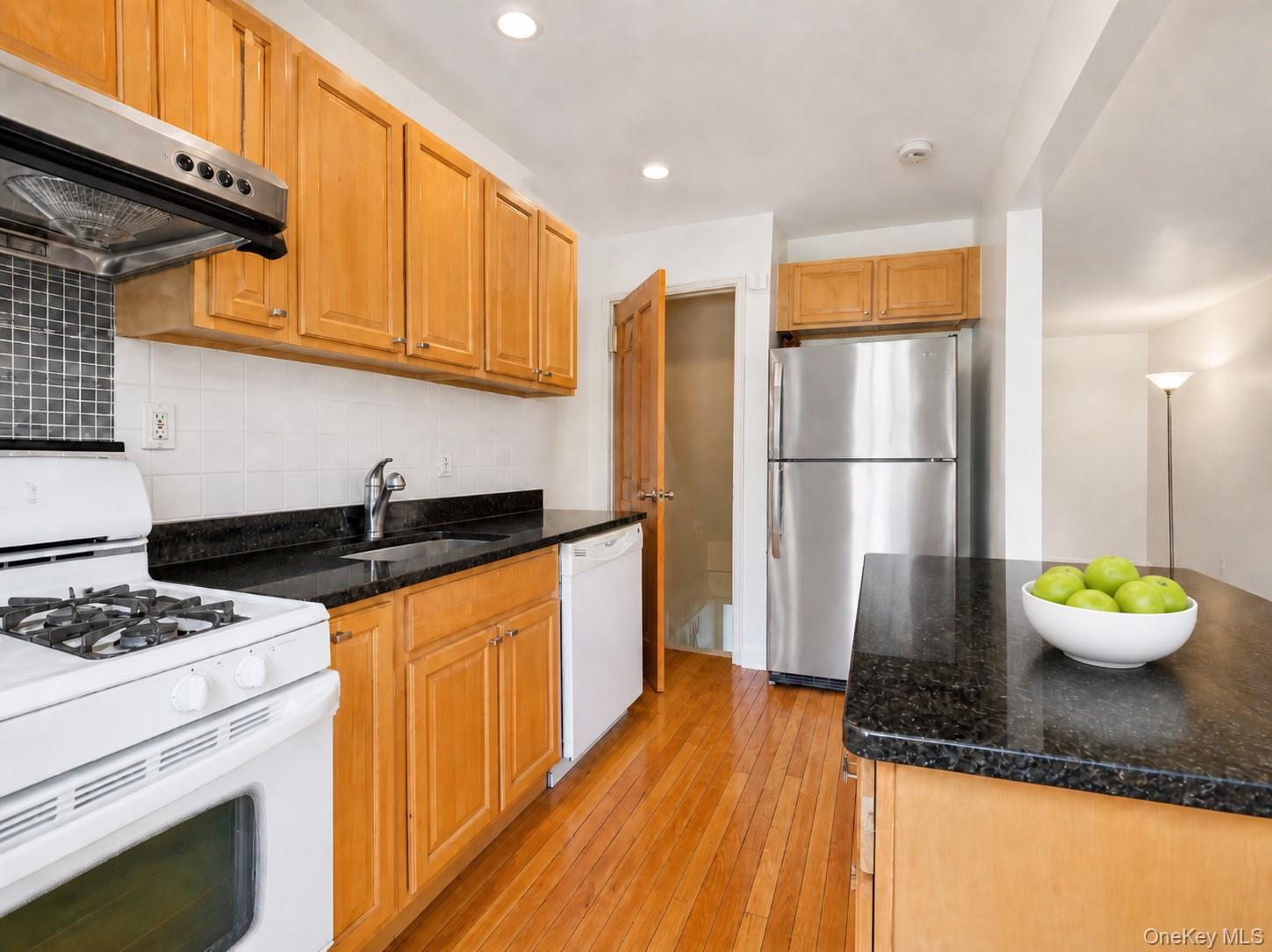 110-49 64th Road, Unit 26 Queens, NY 11375 - Photo 12 of 26