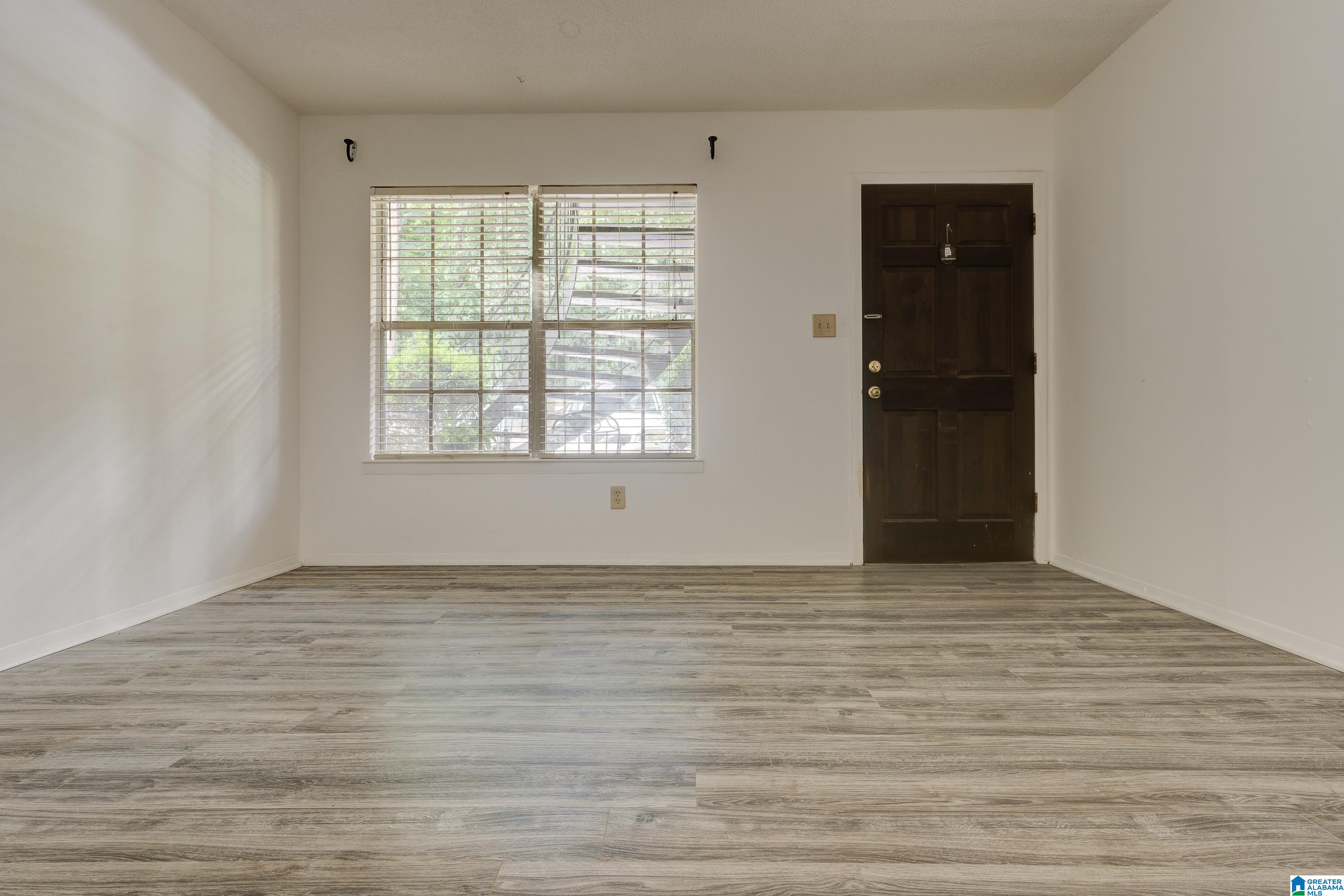 2837 Georgetown Drive, Unit B Birmingham, AL 35216 - Photo 3 of 24