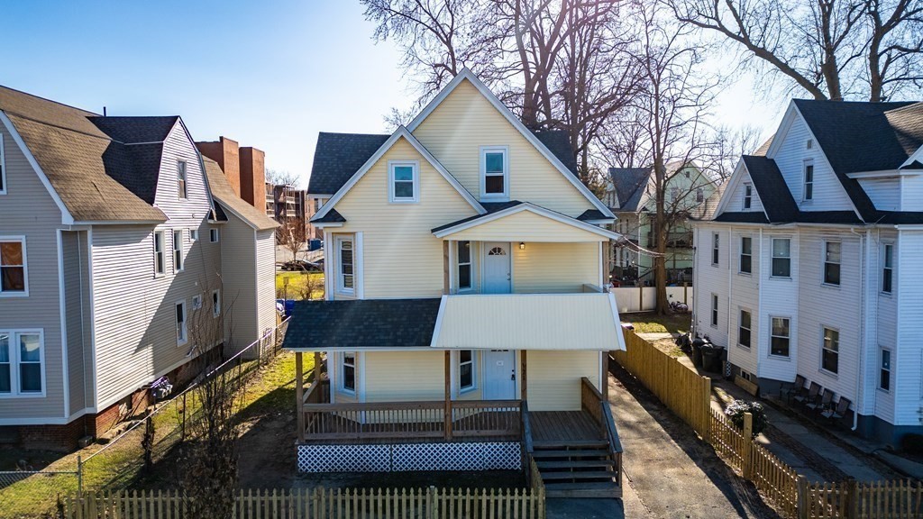 21 Greenwich Street Springfield, MA 01107 - Photo 1 of 34 Gallery Image 1