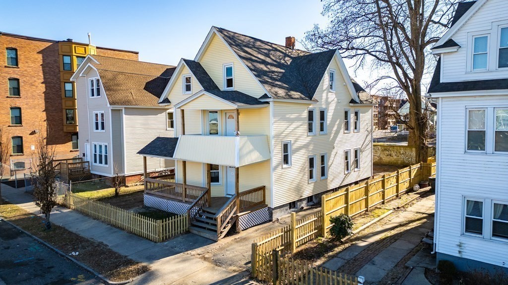 21 Greenwich Street Springfield, MA 01107 - Photo 2 of 34 Gallery Image 2