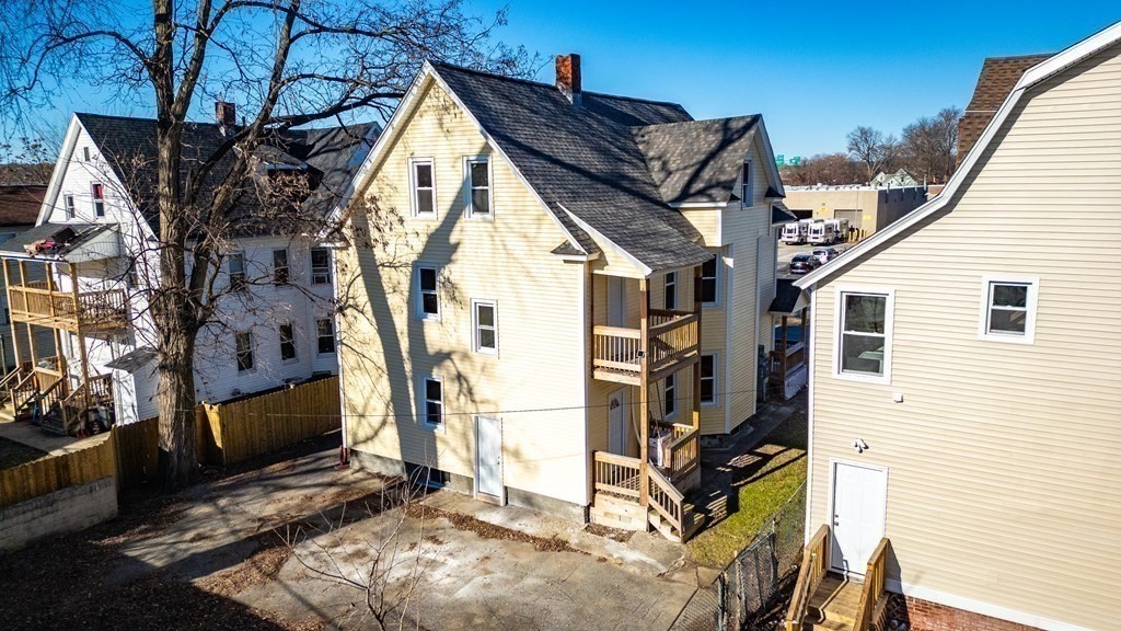 21 Greenwich Street Springfield, MA 01107 - Photo 4 of 34 Gallery Image 4