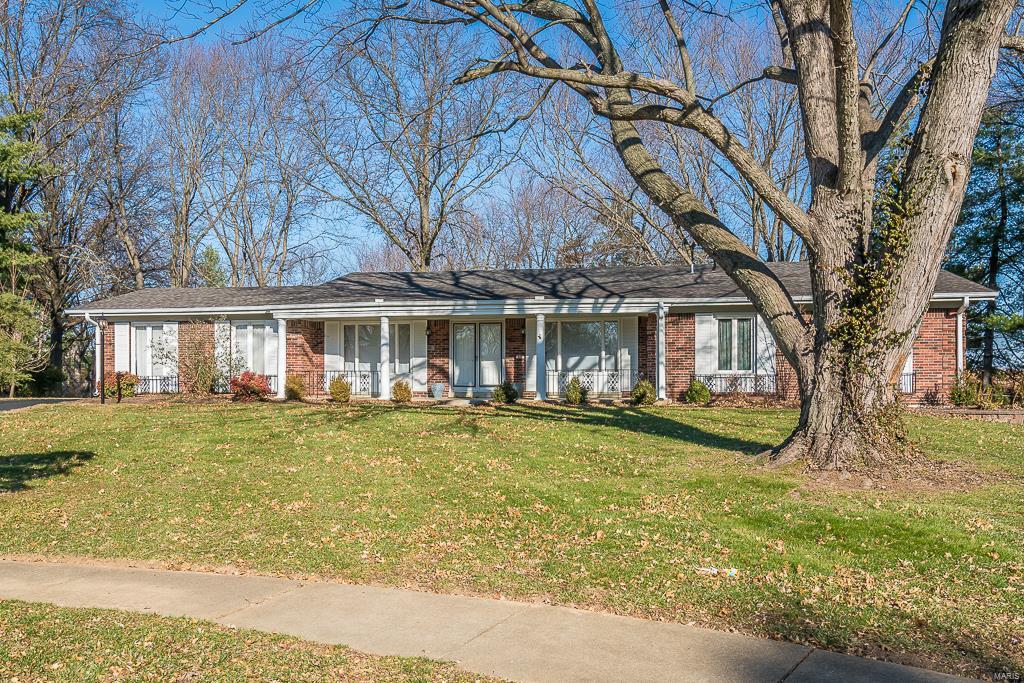 409 Spring Valley Court Chesterfield, MO 63017 - Photo 1 of 79