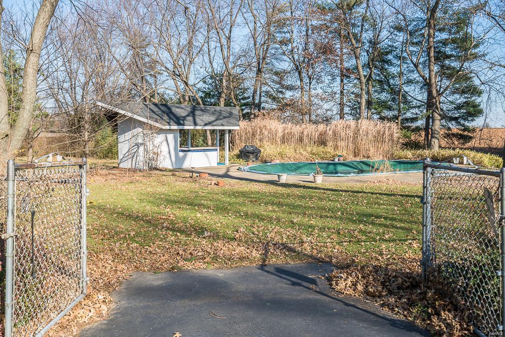 409 Spring Valley Court Chesterfield, MO 63017 - Photo 67 of 79